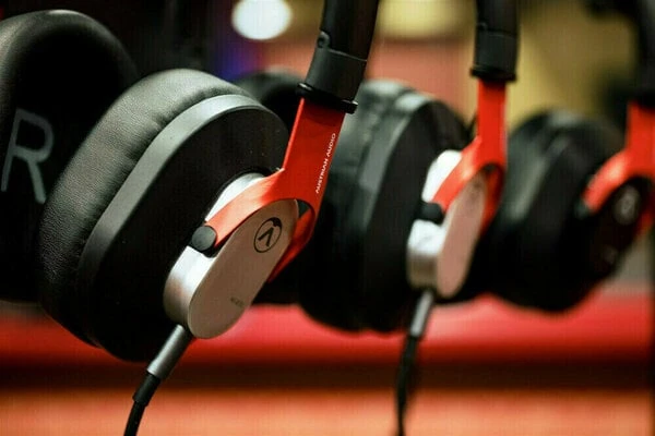 Austrian Audio Hi-X15 Austrian Audio Hi-X15 -Prominy Shop thumb d gallery base 11986a4a